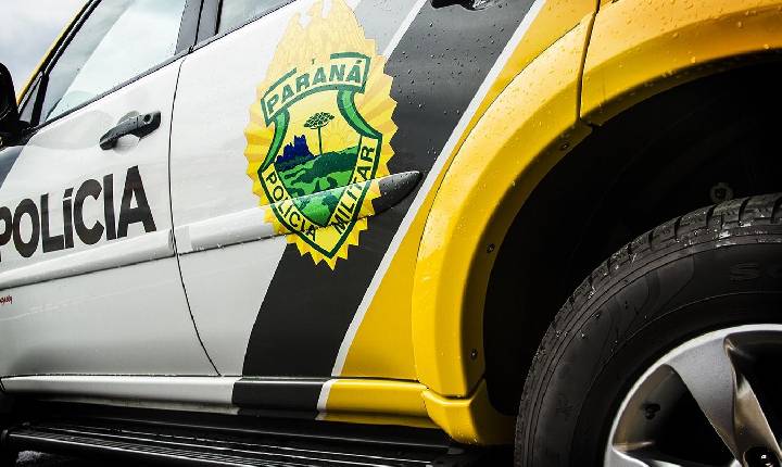 Adolescente furta comércio de Ivaiporã e abandona produtos em terreno baldio