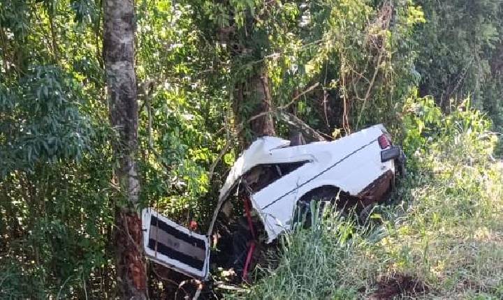 Jovem de 19 anos com veículo emplacado em Jardim Alegre morre em grave acidente em Ariranha do Ivaí