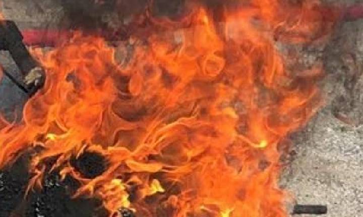 Moto elétrica pega fogo em Ivaiporã