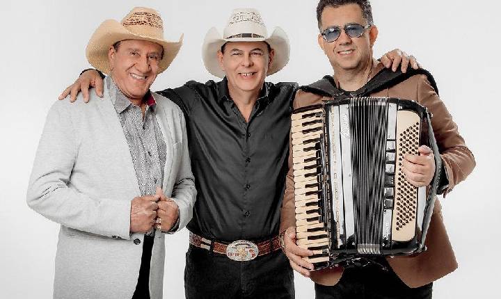 Nesta quarta, 19 de novembro, Trio Parada Dura anima show beneficente em Novo Itacolomi