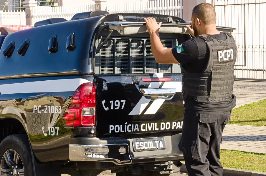 Bebê morre após ser esganado pelo pai em Curitiba