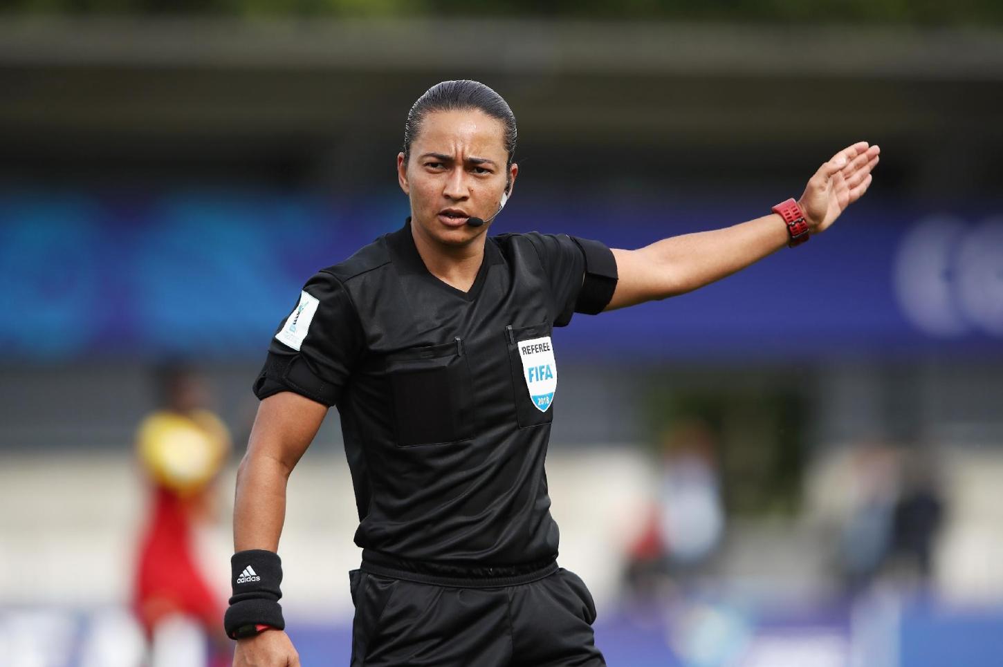 Árbitra Fifa comandará jogo entre Lunardelli e Lidianópolis