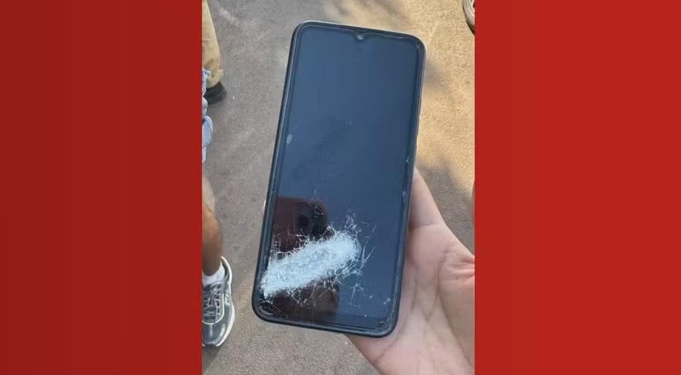 Homem é alvo de tiro no Paraná, mas é salvo por celular que estava no bolso da calça
