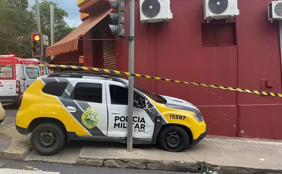 Homem furta viatura da PM, sofre acidente e morre, no Paraná