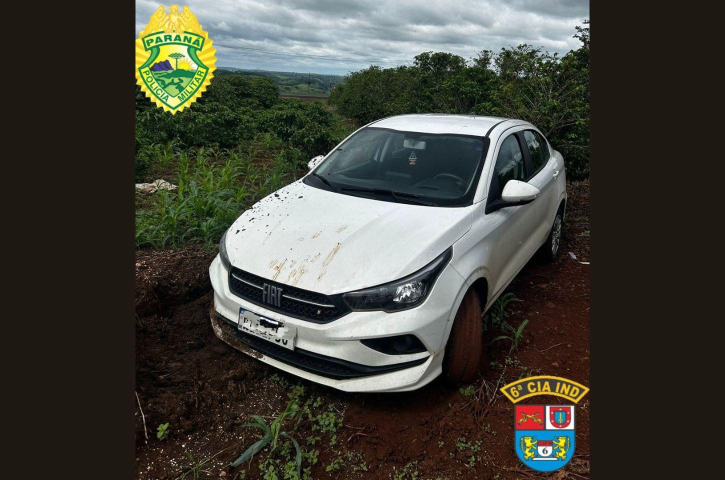 Veículo furtado em Jardim Alegre é encontrado em cafezal