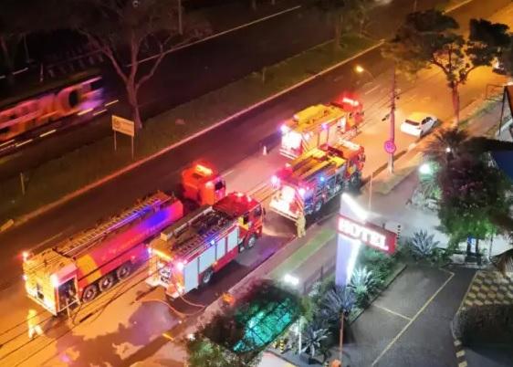 Explosão de celular causa incêndio em hotel de Maringá e deixa sete feridos, um em estado grave