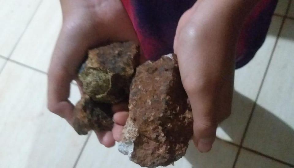 Moradora de Ivaiporã aciona a polícia após crianças atirarem pedras em residências