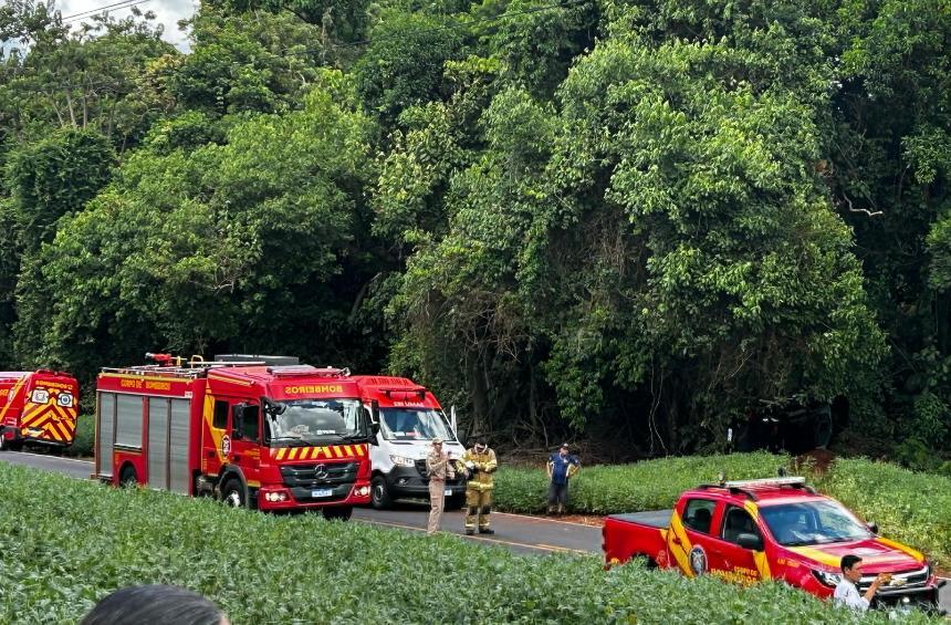 Acidente entre carro e caminhão é registrado entre Lunardelli e São João do Ivaí