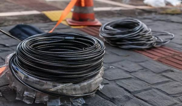 Vândalos furtam componentes elétricos da captação e deixam moradores sem água em Ivaiporã