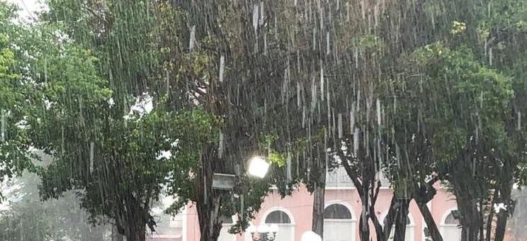 Quinta-feira com alerta de chuvas intensas em Jardim Alegre