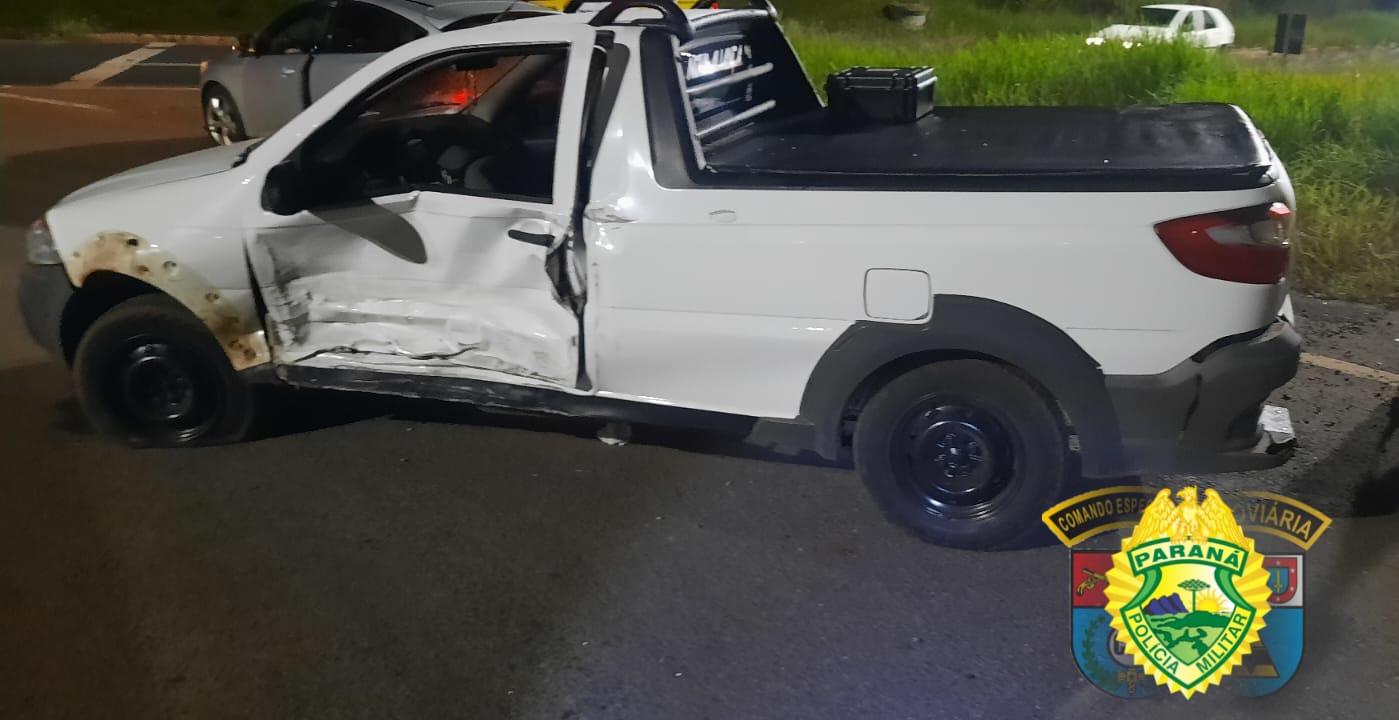 Veículo de Jardim Alegre se envolve em acidente na PR-218 em Arapongas, e condutor fica ferido