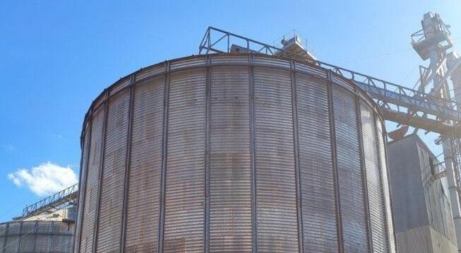 Trabalhador de Ariranha do Ivaí morre soterrado em silo com 4 mil sacas de feijão; vítima tinha 31 anos