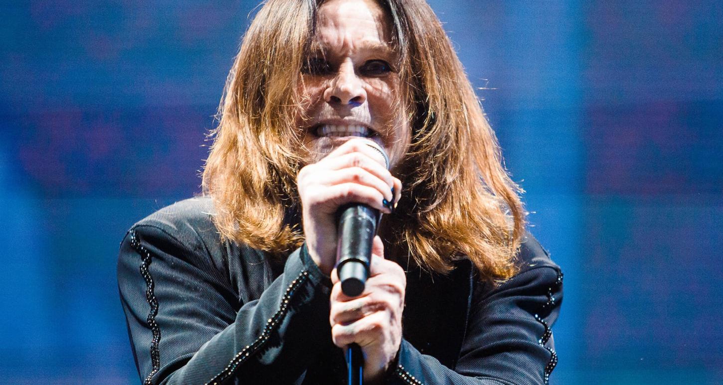 Cantor Ozzy Osbourne,lider da banda Black Sabbath, morre aos 76 anos