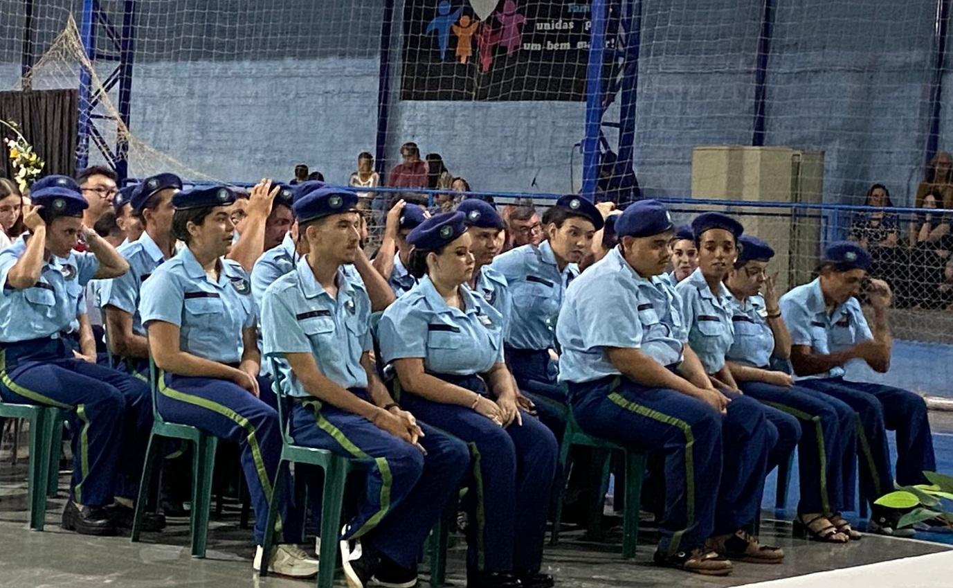 Colégio Cívico-Militar Anita Garibaldi, de Jardim Alegre, celebra formatura e destaca primeira turma de Agronegócio