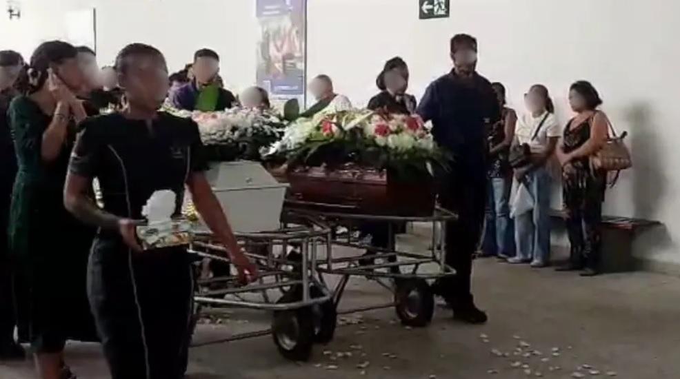 Mãe e filha que morreram após queda do 10º andar de hotel em BH são sepultadas sob comoção; mulher jogou a criança e se jogou em seguida