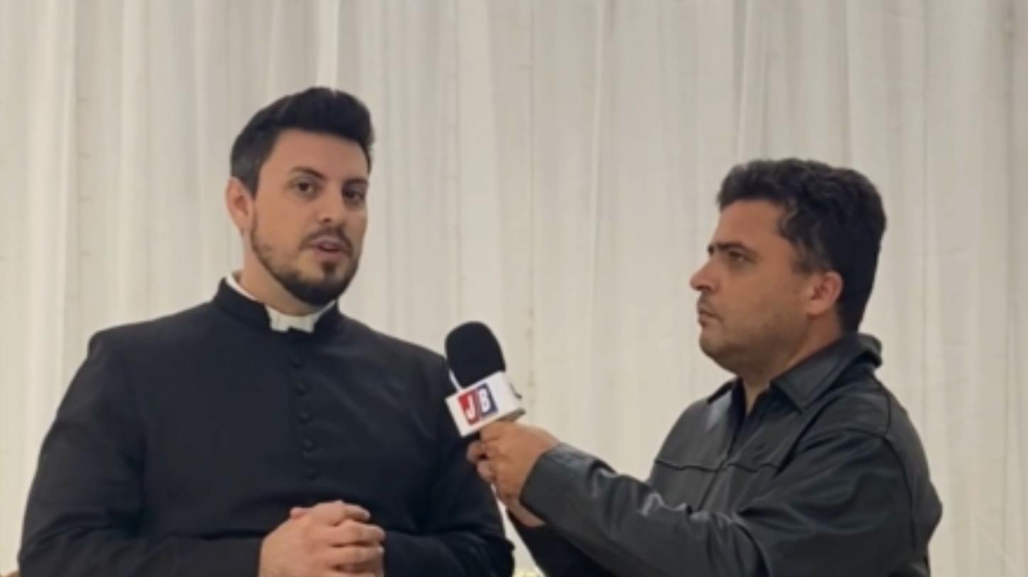 Padre Paulo Sidnei convida para festa de 60 anos da Paróquia Nossa Senhora do Rocio em Jardim Alegre