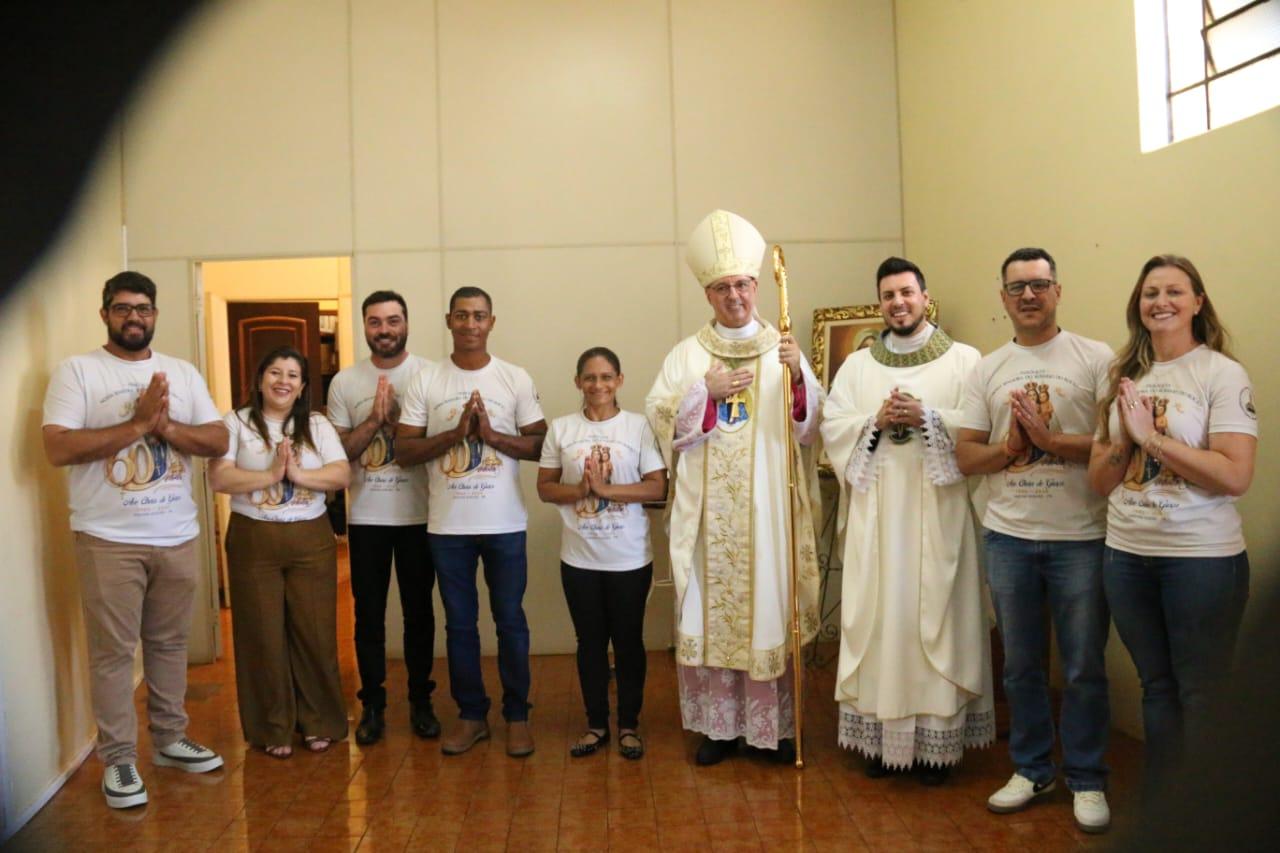 Equipe organizadora com o Bispo Diocesano Dom Carlos José de Oliveira
