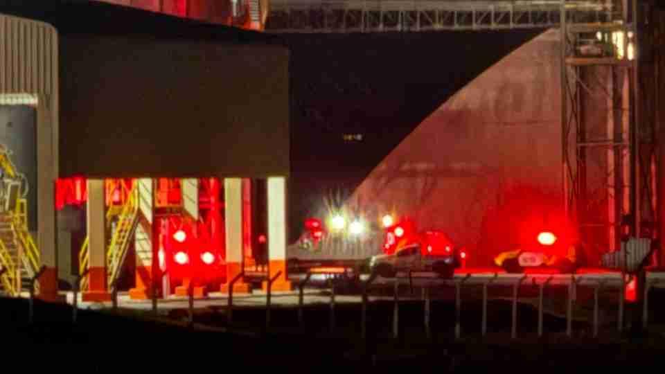 Trabalhador morre após sofrer queda dentro de silo de grãos em cooperativa no Paraná