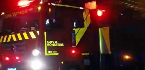 Corpo de Bombeiros atende incêndio em edificação no Loteamento Borin, em Jardim Alegre