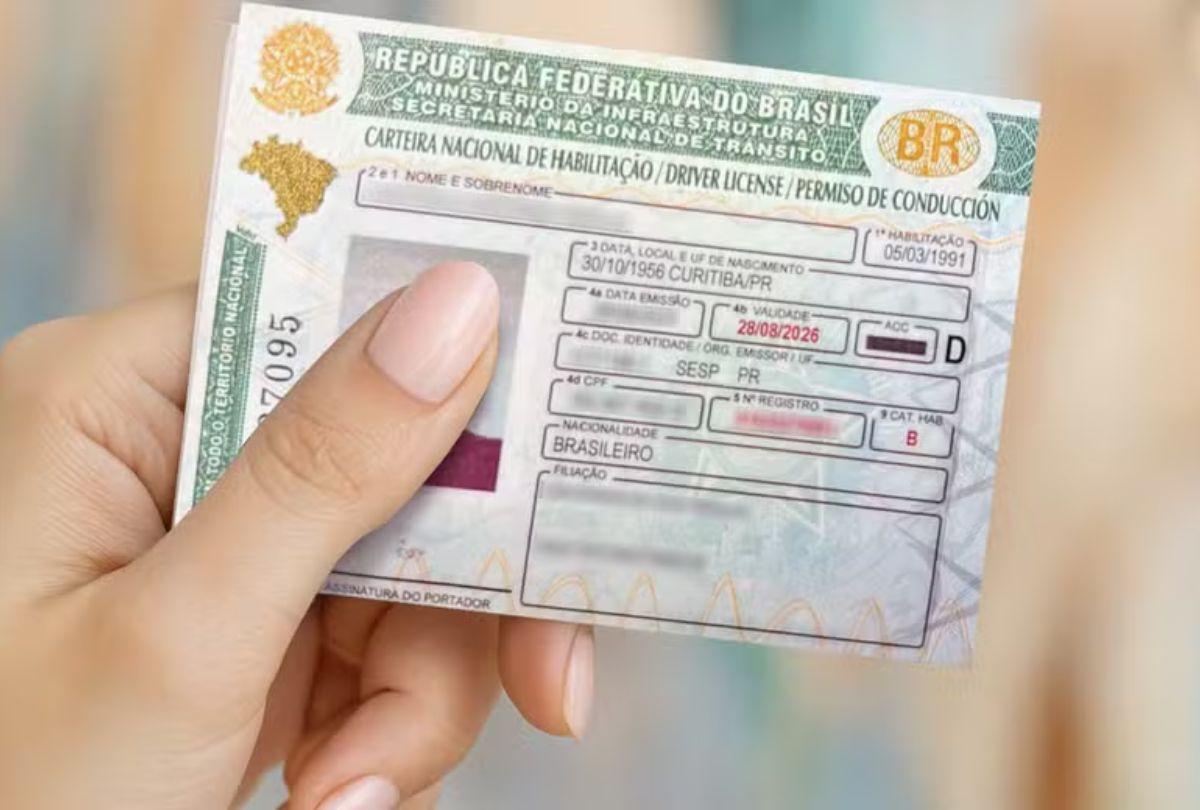 Paraná prepara novo edital para ampliar acesso à CNH gratuita nas categorias C, D e E
