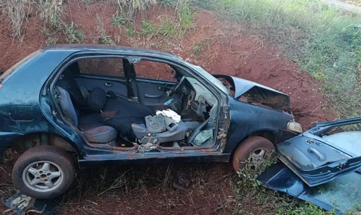 Acidente entre Ivaiporã e Arapuã deixa uma vítima fatal e duas pessoas feridas