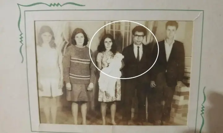 Claudia Michelim, nascida em Jardim Alegre, procura padrinhos de batismo de 1970