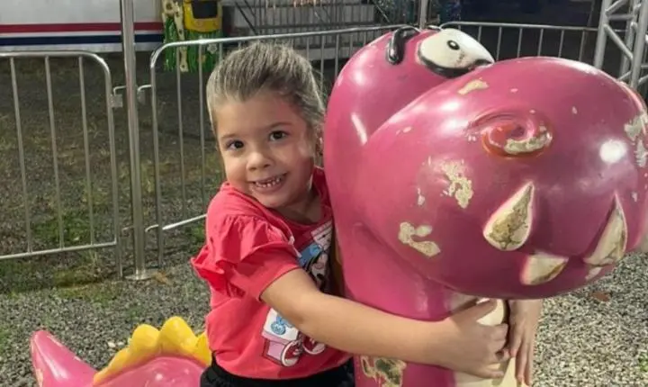 Isabela Rodrigues completa 6 anos cercada do carinho da família 