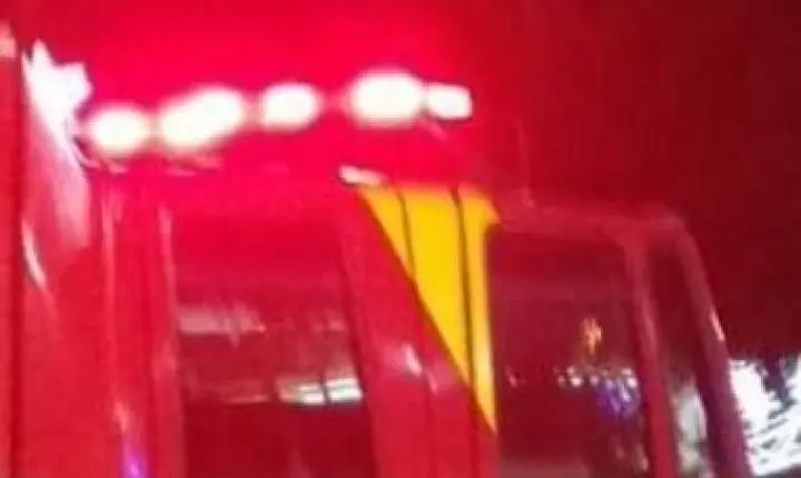 Jovem de 18 anos fica gravemente ferido em colisão entre caminhão e moto na PRC-466, em Ivaiporã