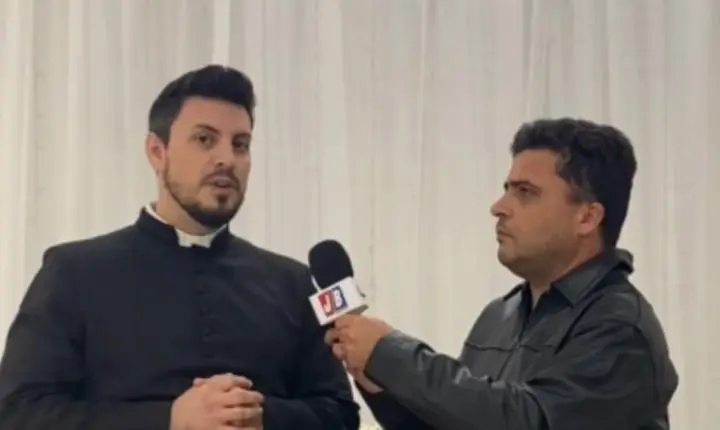 Padre Paulo Sidnei convida para festa de 60 anos da Paróquia Nossa Senhora do Rocio em Jardim Alegre