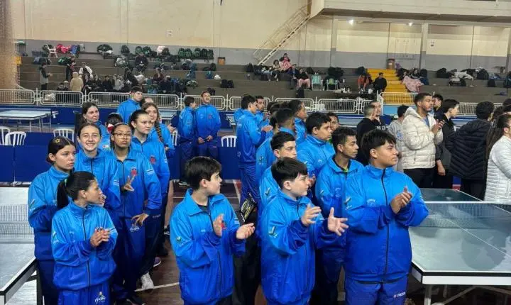 Tênis de mesa de Jardim Alegre conquista 7 pódios e tem melhor resultado da história no Paranaense